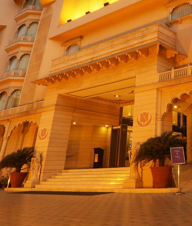 Golden Tulip Jaipur Hotel Екстериор снимка