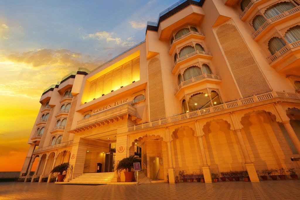 Golden Tulip Jaipur Hotel Екстериор снимка